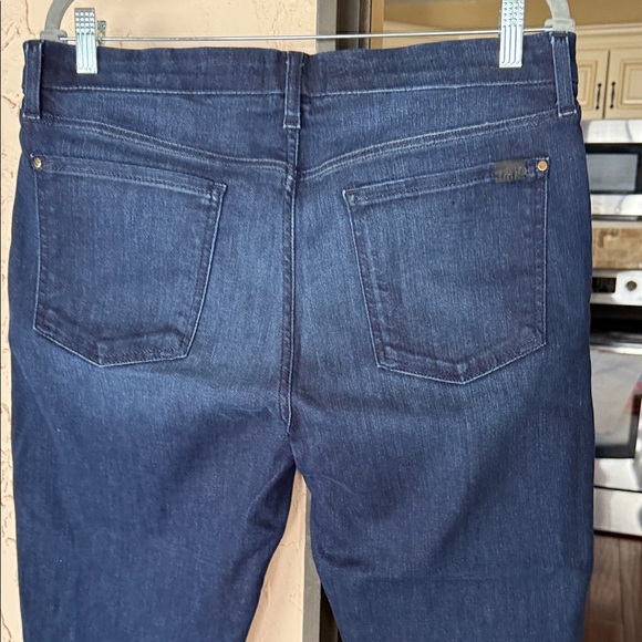 Jen7 Women's Blue Cropped Jeans with Floral Detail - Picture 7 of 11